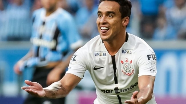25/06/2017. O jogador Jadson comemora seu gol durante a partida entre Grêmio x Corinthians na Arena do Grêmio. Foto - Rodrigo Gazzanel /  Agência Corinthians