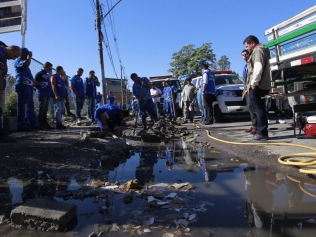 Reparo emergencial da Cedae deve afetar abastecimento do Leme e Copacabana