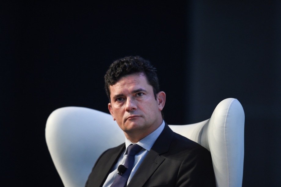 (FILES) This file photo taken on May 30, 2017 shows Brazilian Judge Sergio Moro at the "Estoril Conferences - Global Challenges Local Answers" held at Estoril, outskirts of Lisbon, on May 30, 2017.
Former Brazil president Luiz Inacio Lula da Silva was sentenced on Wednesday to nine and a half years in prison for corruption and money laundering. The judge  hearing the case, Sergio Moro, said Lula was free pending a possible appeal against the sentence. / AFP PHOTO / PATRICIA DE MELO MOREIRA