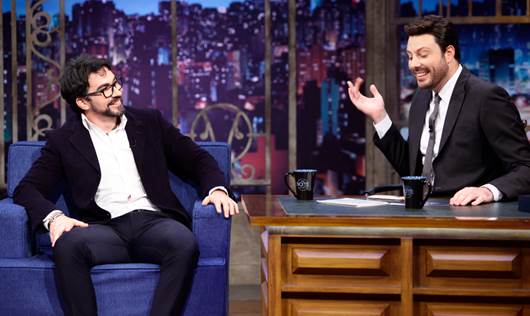 Padre F&aacute;bio participou do programa de Danilo Gentili no SBT