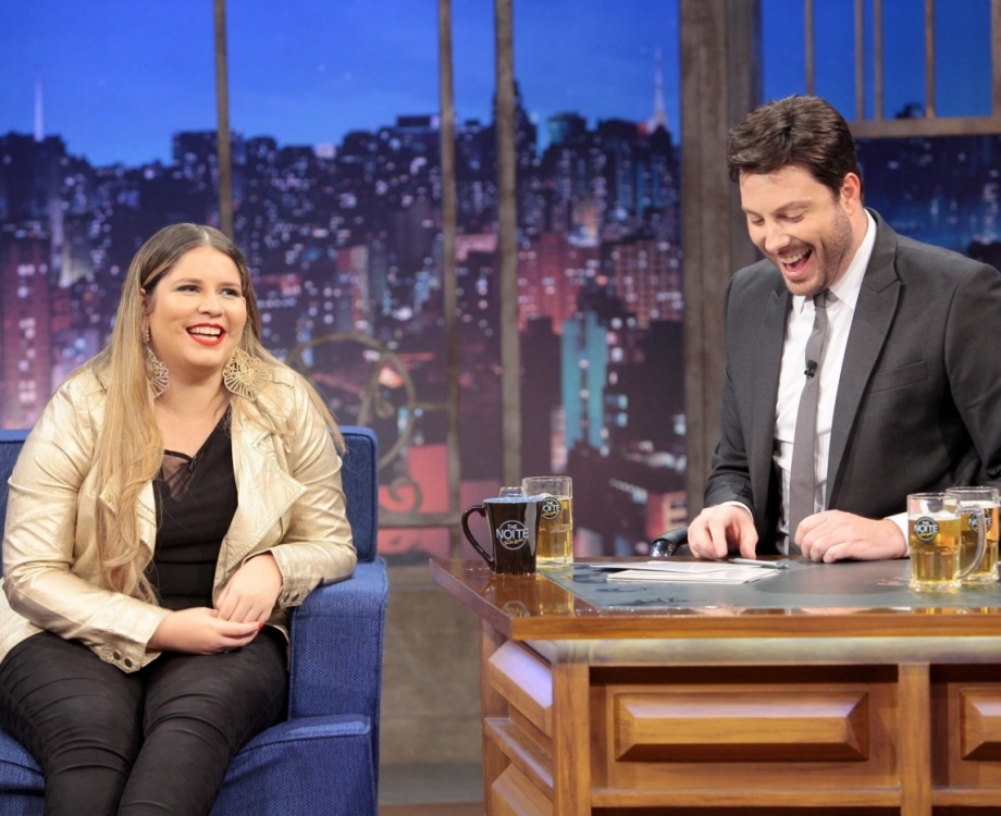 Mar&iacute;lia Mendon&ccedil;a no The Noite  Danilo Gentilli 