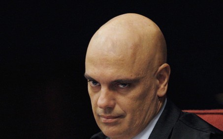 Moraes determina que Ministério da Defesa entregue relatório sobre urnas em 48 horas