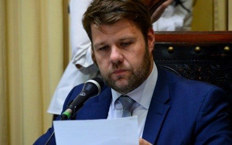 Secretário de Turismo nega possibilidade de restringir entrada de turistas no Rio