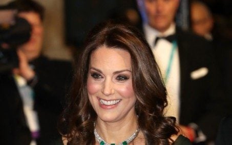 Kate Middleton sofria bullying de 'meninas malvadas' no colégio, diz biógrafa