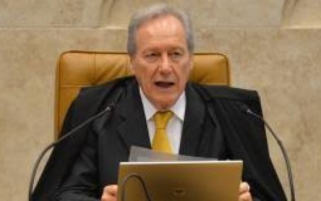 Por vacinação para crianças sem prescrição médica, Rede vai ao STF