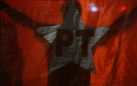 Com incertezas, PT RJ têm até amanhã pra realizar convenção partidária