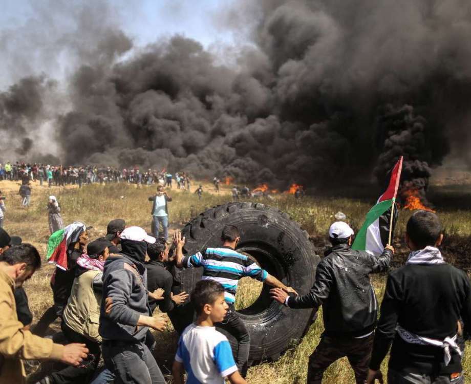 Dois ref&eacute;ns israelenses morrem e 8 ficam feridos em ataque a Gaza