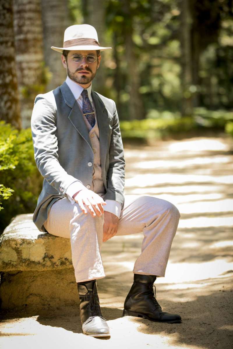 Camilo foi expulso de casa pela m&atilde;e por insistir em ficar com Jane