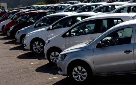 Sem carro zero no mercado, preço de usados sobe até 20% 