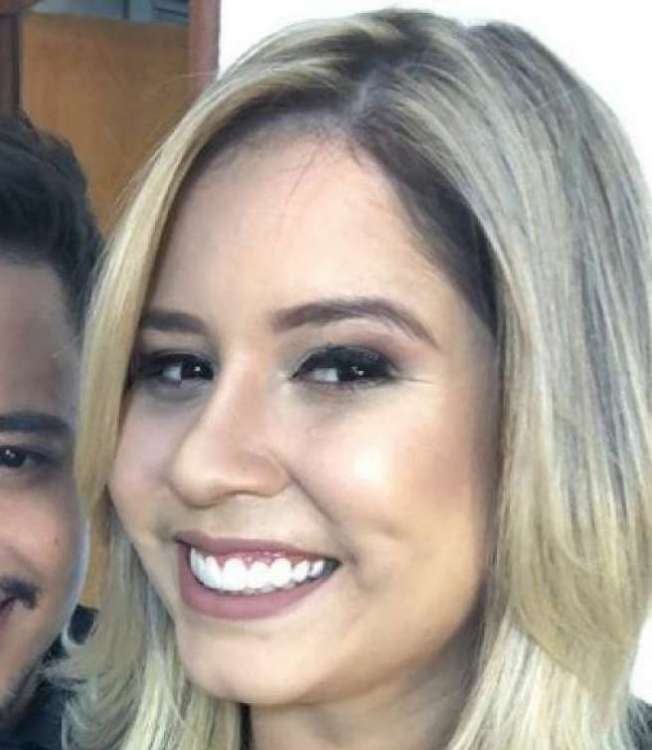 Mar&iacute;lia Mendon&ccedil;a