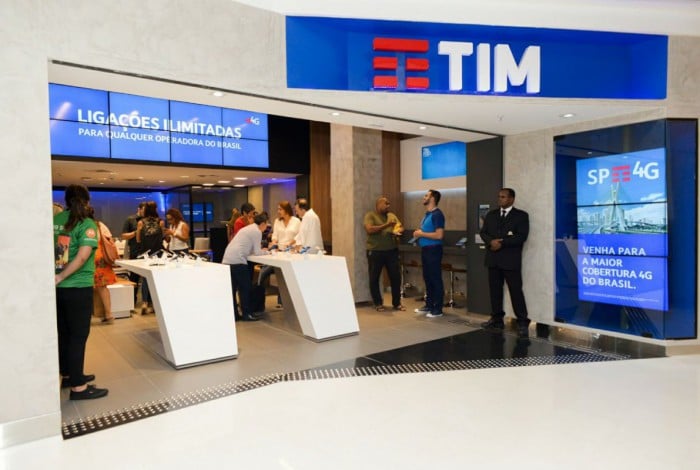 Novo modelo de loja digital da TIM é inaugurado nos shoppings Leblon e da Gávea