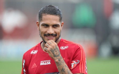 Clube da Série A encaminha contratação de Paolo Guerrero, ex-Flamengo
