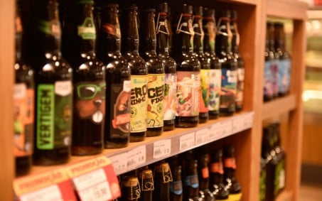 Vai faltar cerveja? Indústria enfrenta escassez de garrafas de vidro