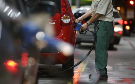 Preço do etanol sobe nos 26 estados e no DF, diz ANP