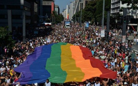 Parada do Orgulho LGBT+ de SP exaltará importância do voto