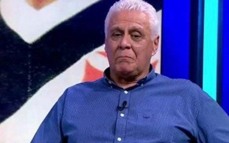 Estátua de Roberto Dinamite não fica pronta e Vasco adiará inauguração