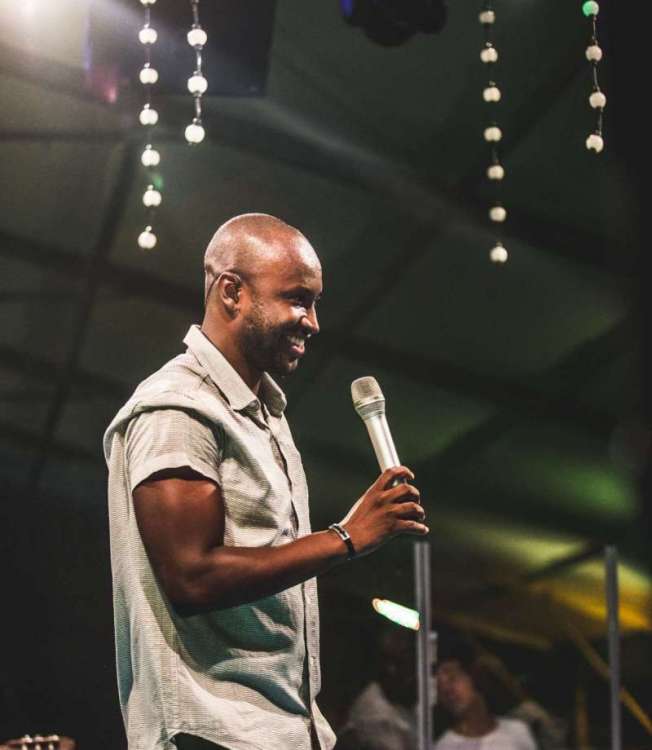 Thiaguinho - Capa da Se Liga