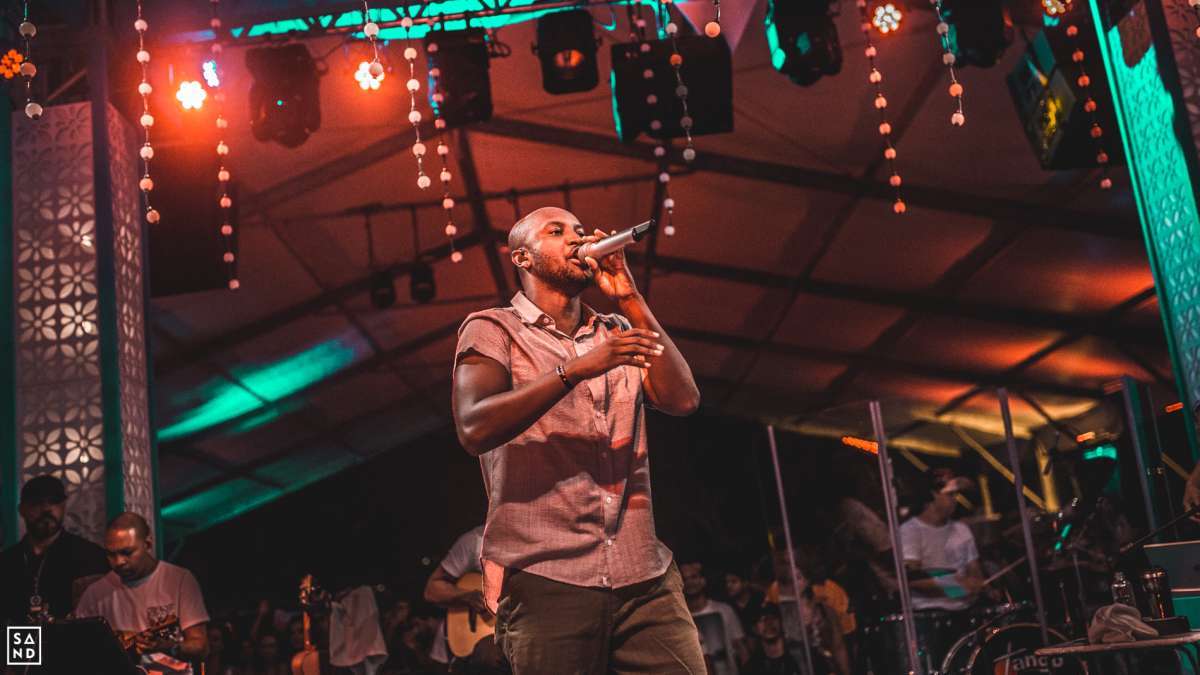 Thiaguinho - Capa da Se Liga