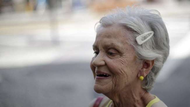 SILAY LEITE, 79 anos, aposentada, mora em Botafogo.