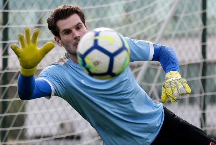 Júlio César, ex-Botafogo e Fluminense, está na mira do Vasco