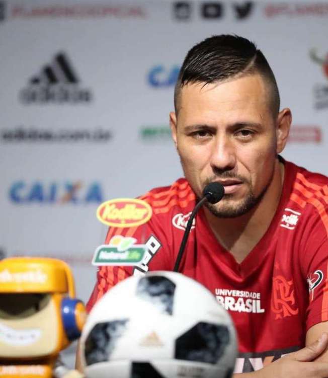 Diego Alves foi recentemente barrado por Dorival J&uacute;nior em algumas partidas e vem se recuperando de uma les&atilde;o no joelho - Gilvan de Souza / Flamengo.com.br