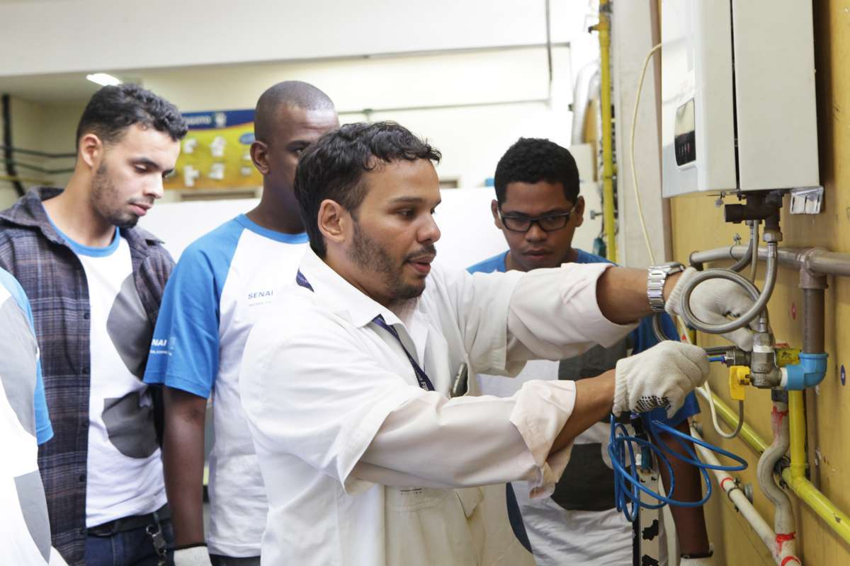Ceg e Firjan Senai oferecem cursos gratuitos na &aacute;rea de g&aacute;s