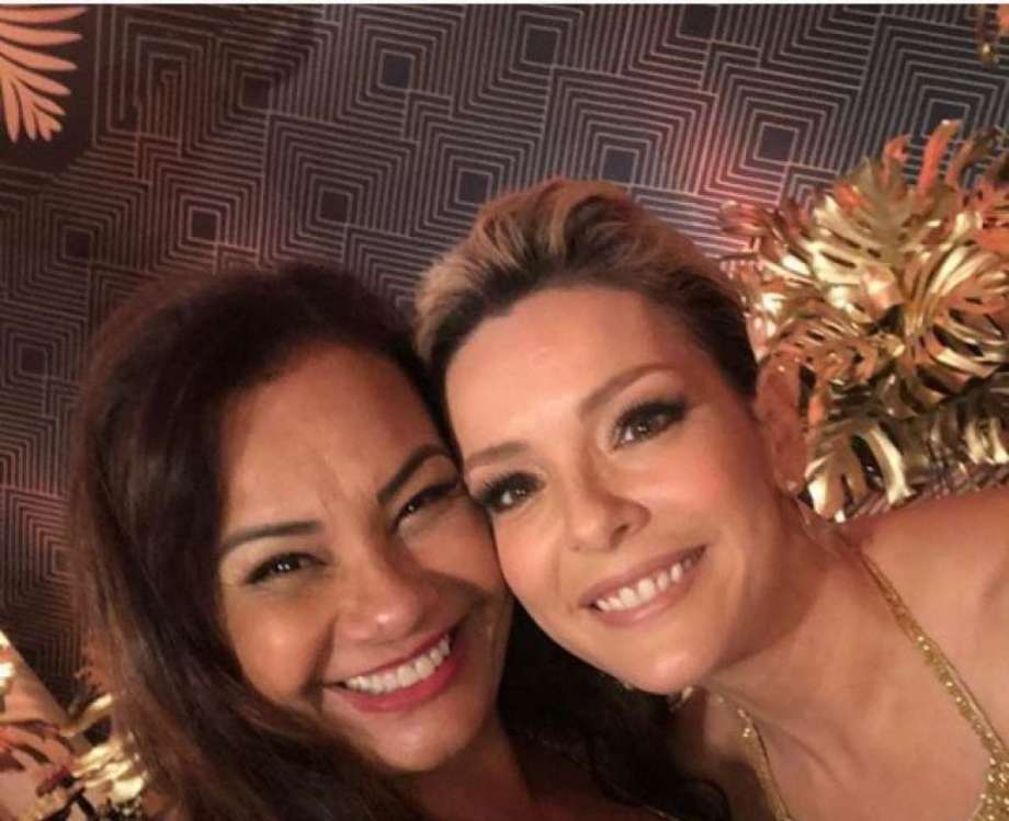  Festa da Regiane Alves estava cheia de famosos. 