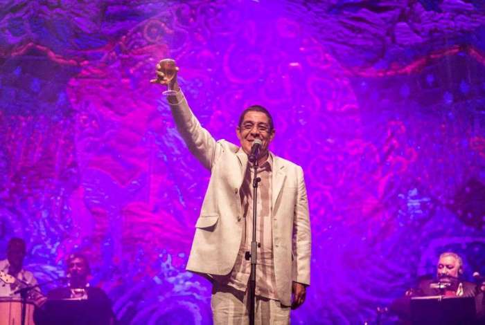  Zeca Pagodinho está de volta de sua Tour pela Europa