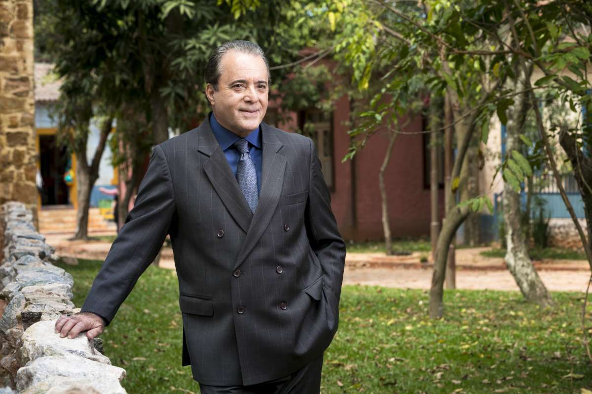 Olavo ( Tony Ramos ) - Globo/João Cotta