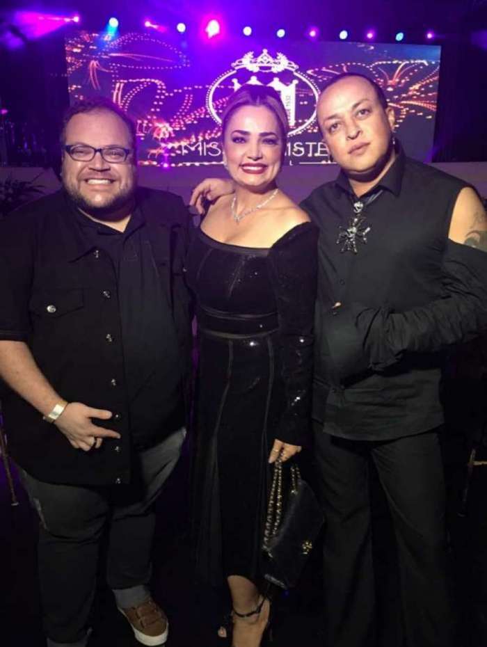 Rodrigo Teixeira, que está vestindo look Mais Pano, está ao lado Nany Venâncio e Walério Araujo