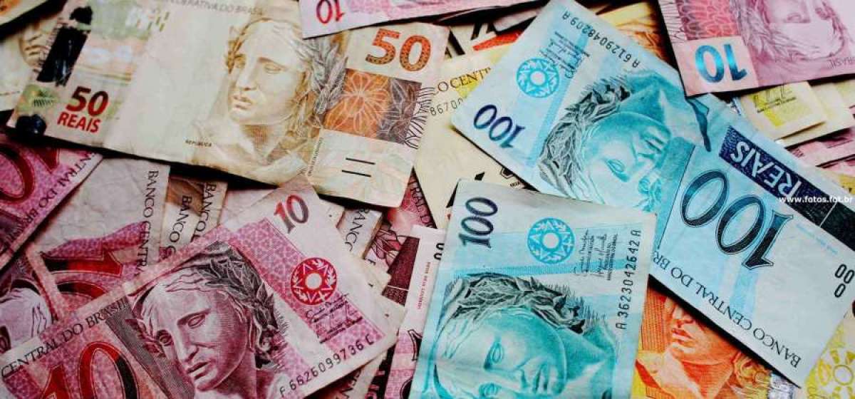 Na pr&aacute;tica, o saldo n&atilde;o diminui, mas o poder de compra sim - divulga&ccedil;&atilde;o