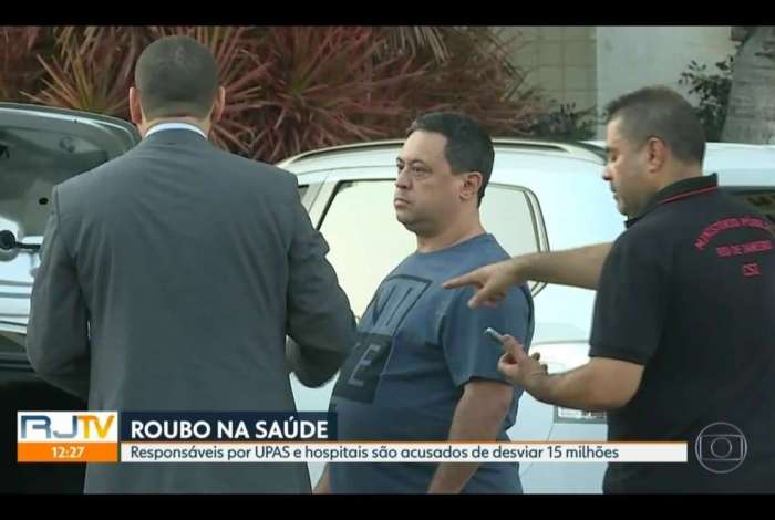 Na casa de Antonio de Carvalho, o 'Tuim', operador do esquema, foi encontrado um saco cheio de dinheiro 