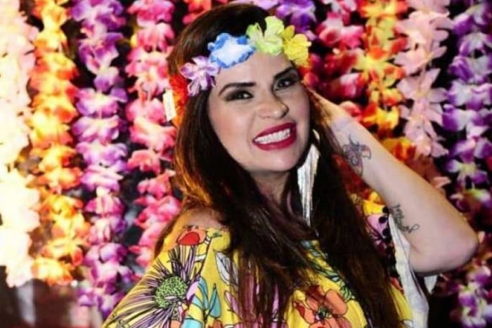 Solange Gomes é musa dos anos 90