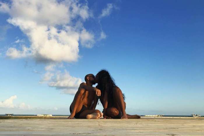 Iza e marido aproveitam lua de mel em Punta Cana