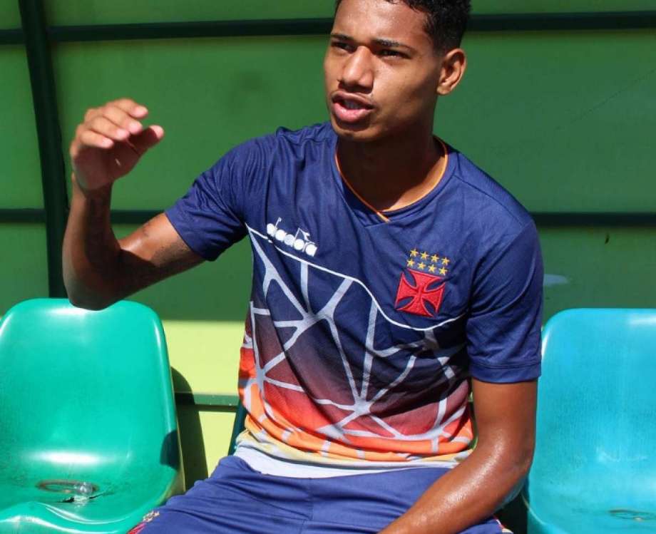 Marrony deixa o Gigante da Colina depois de 84 jogos e 11 gols 
