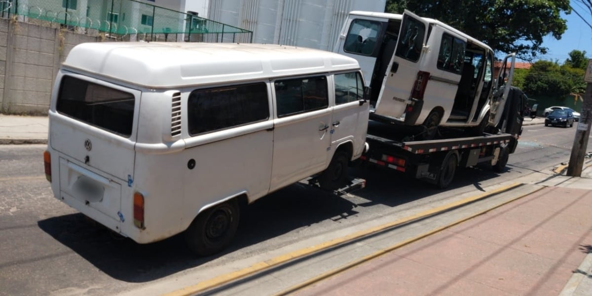 Vans piratas foram apreendidas por fiscais em Campo Grande