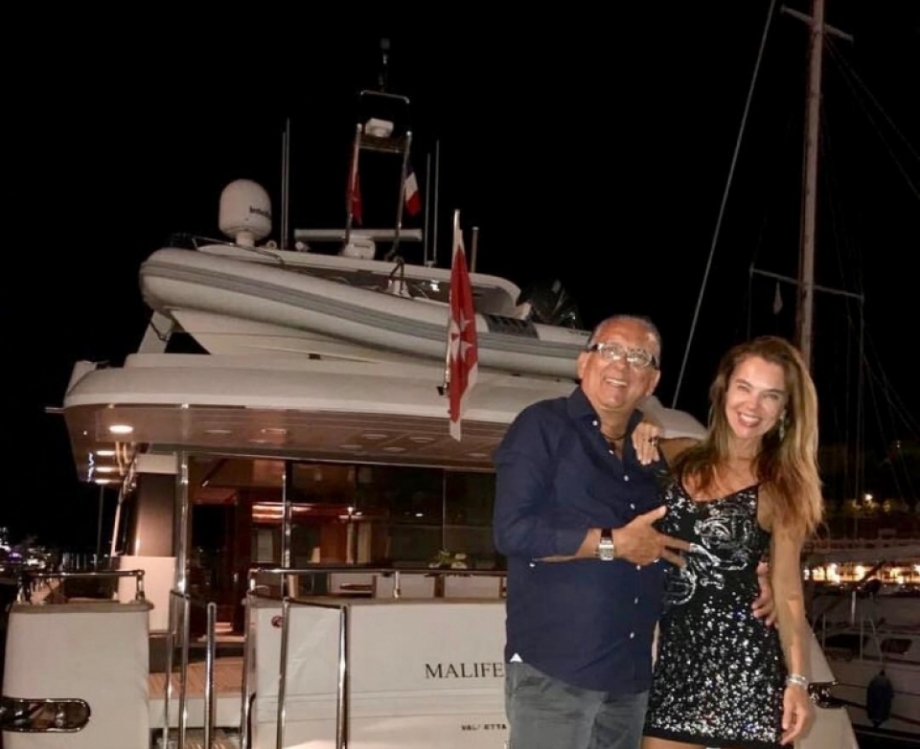 Galv&atilde;o se declara para a mulher