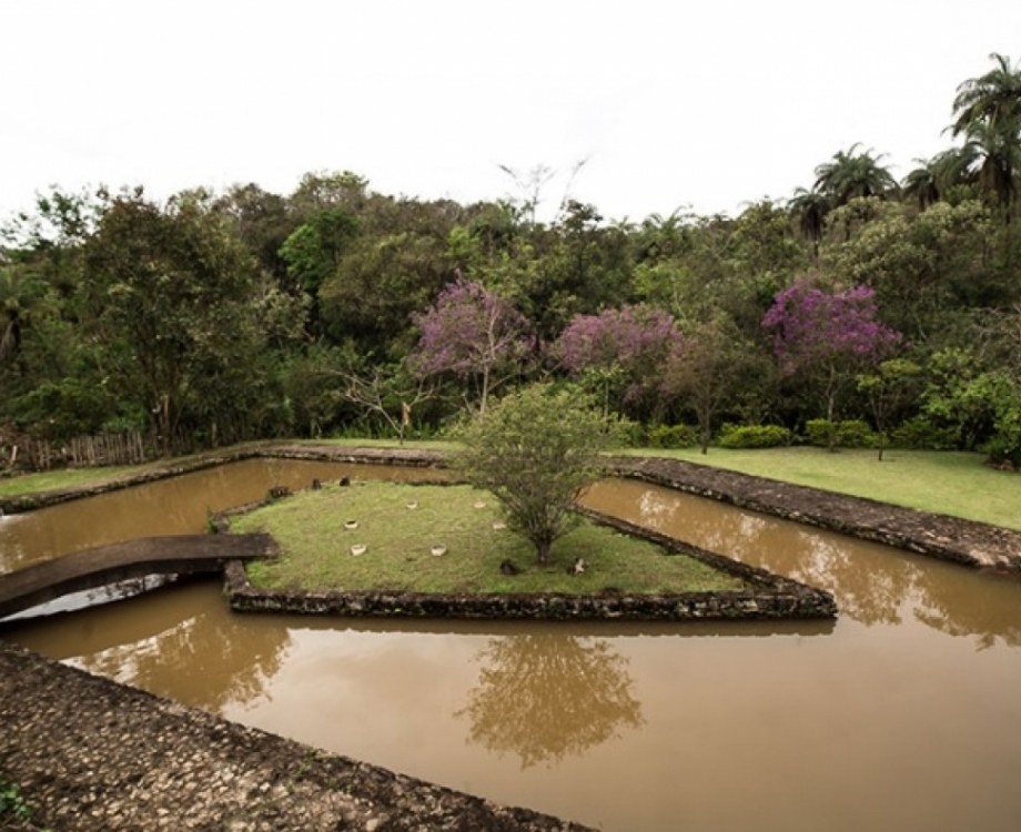 O site da Nova Est&acirc;ncia tem um comunicado afirmando que a pousada foi atingida