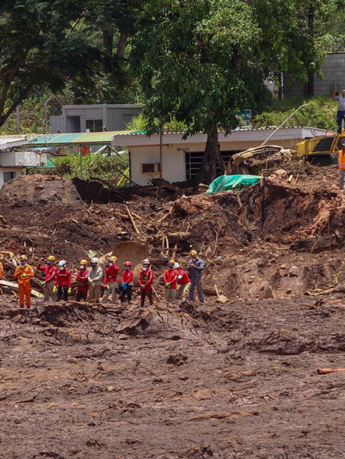 Decis&atilde;o da Justi&ccedil;a coloca no banco dos r&eacute;us 16 pessoas e duas empresas, j&aacute; denunciadas pelo MP, pela trag&eacute;dia em Brumadinho