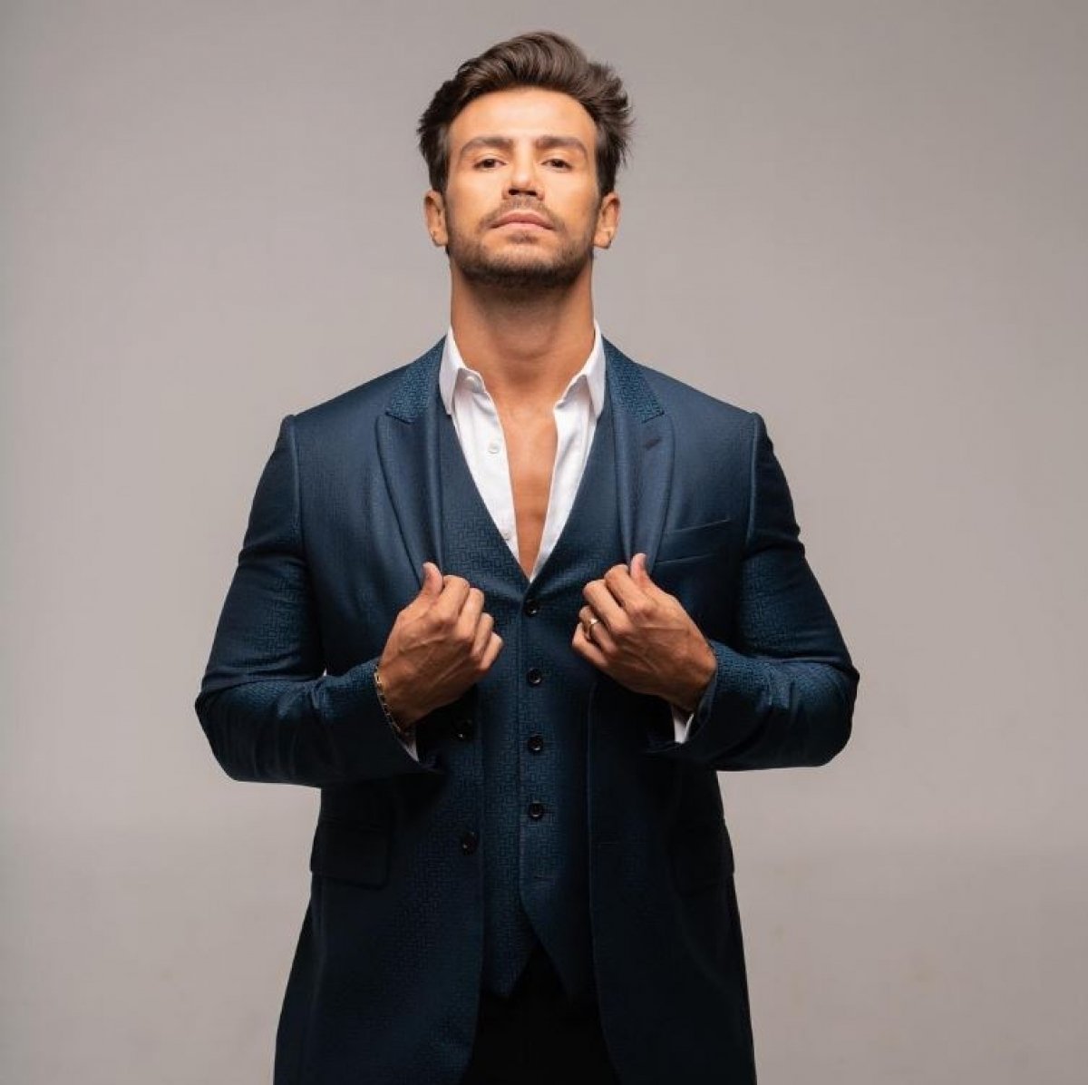 Mariano, da dupla com Munhoz, mudou o visual