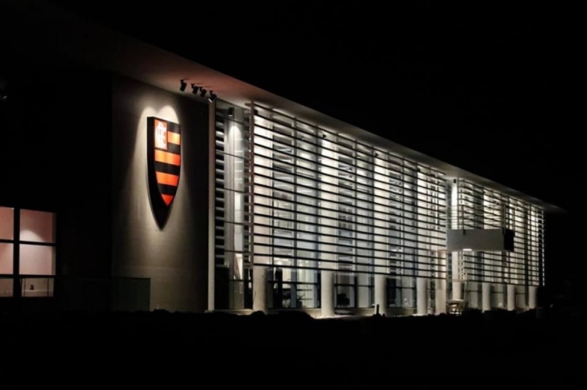 O Ninho do Urubu atende à equipe profissional do Flamengo e categorias de base