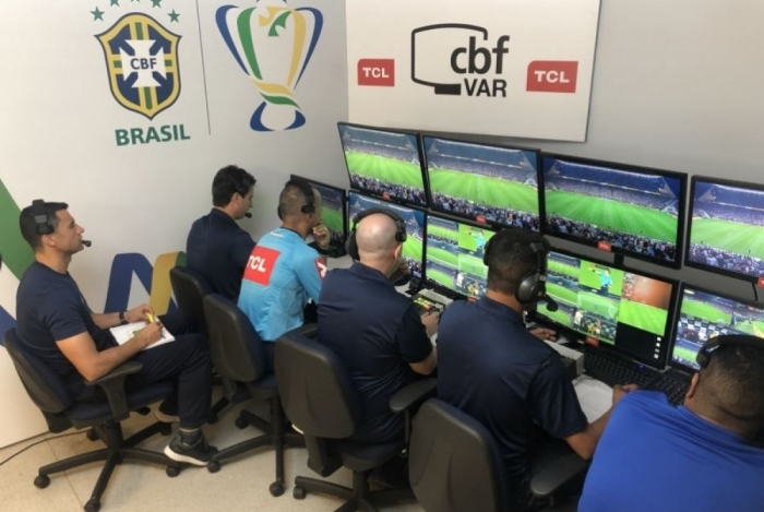 Pela primeira vez, o VAR será usado em todos os 380 jogos do Brasileirão — 19 partidas por mandante