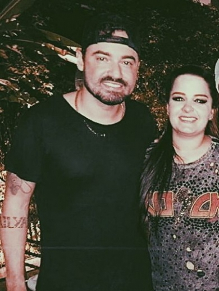 Maiara e Fernando em clima de romance