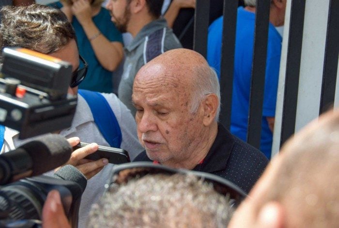 SANTOS,SP - 12.03.2019 - COUTINHO - Pepe.  O corpo do ex jogador Coutinho, do Santos FC, e velado no Salao de Marmore da Vila Belmiro, na tarde desta terca feira, 12, em Santos, litoral de Sao Paulo. O ex jogador faleceu aos 75 anos, vitima de infarto, ocorrido na ultima segunda feira (11). (Foto: Jota Erre/Photo Premium/Agencia O Dia) 
      Local