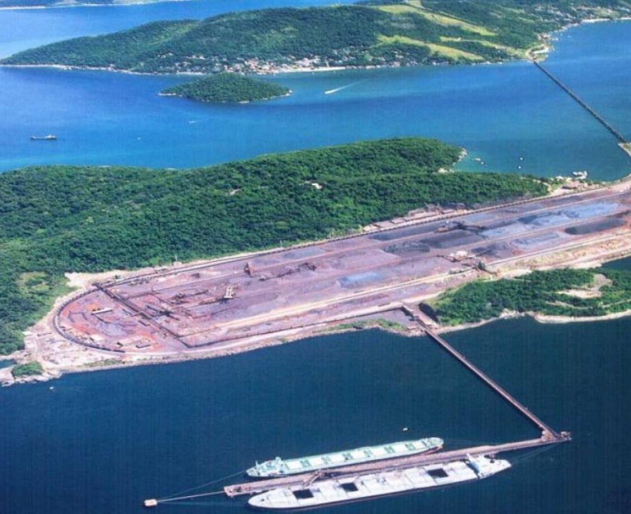 Terminal da Ilha Gua&iacute;ba
