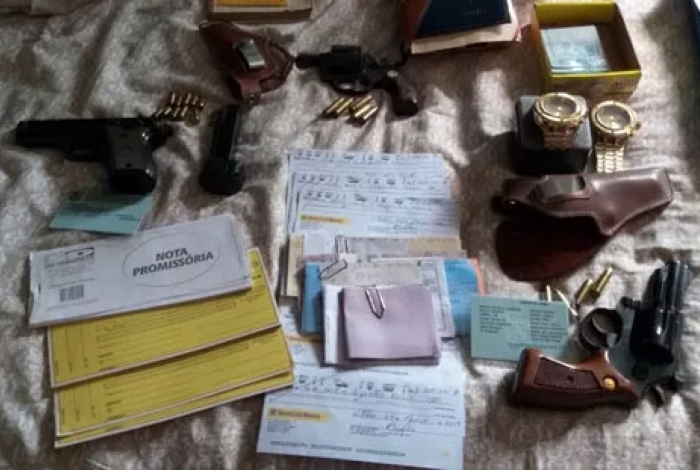 Material encontrado na casa do PM