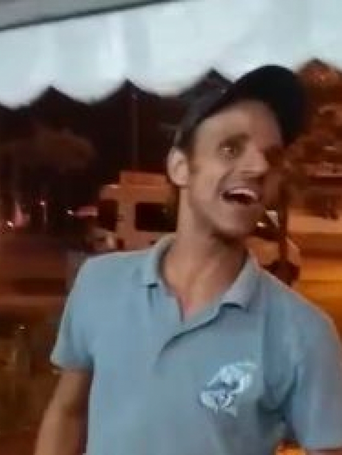 Homem tira onda por ter furtado BRT e dirigido por 25 km na Zona Oeste