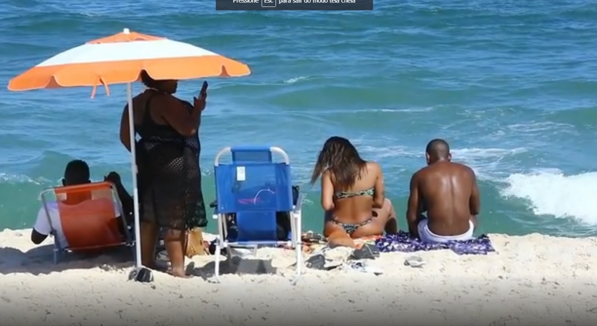 Jojo, Anitta e Nego na praia do Recreio