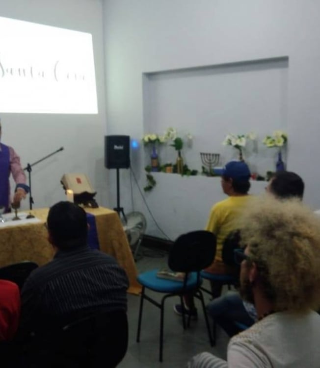 

Igreja evangélica apoia curso grátis de inglês para travestis e pessoas trans no Rio
