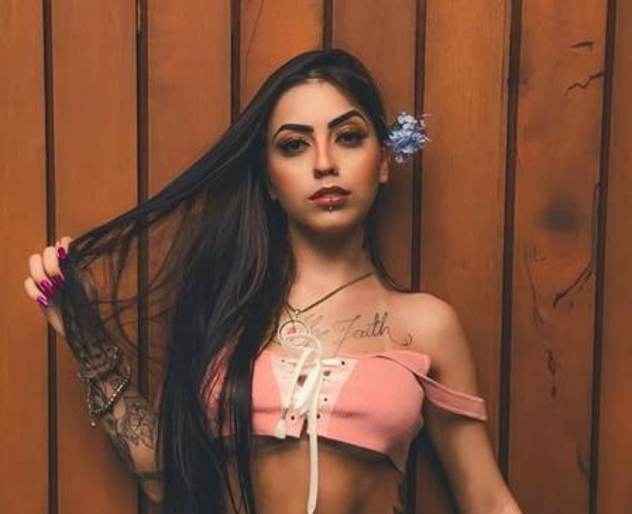 MC MIrella